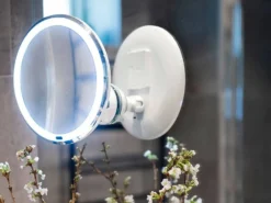 Duschy led-/imukuppipeili